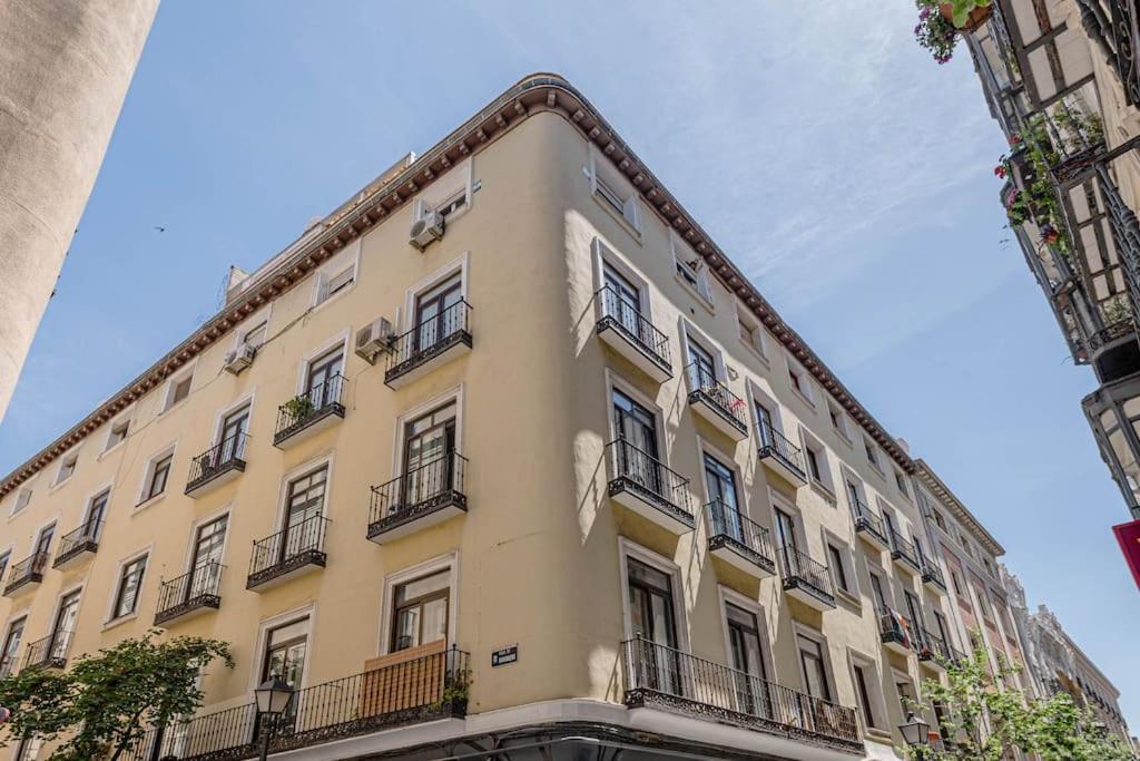 Bright Apartment In Gran Via With Balconies Inf2Iz3 Madrid Bagian luar foto